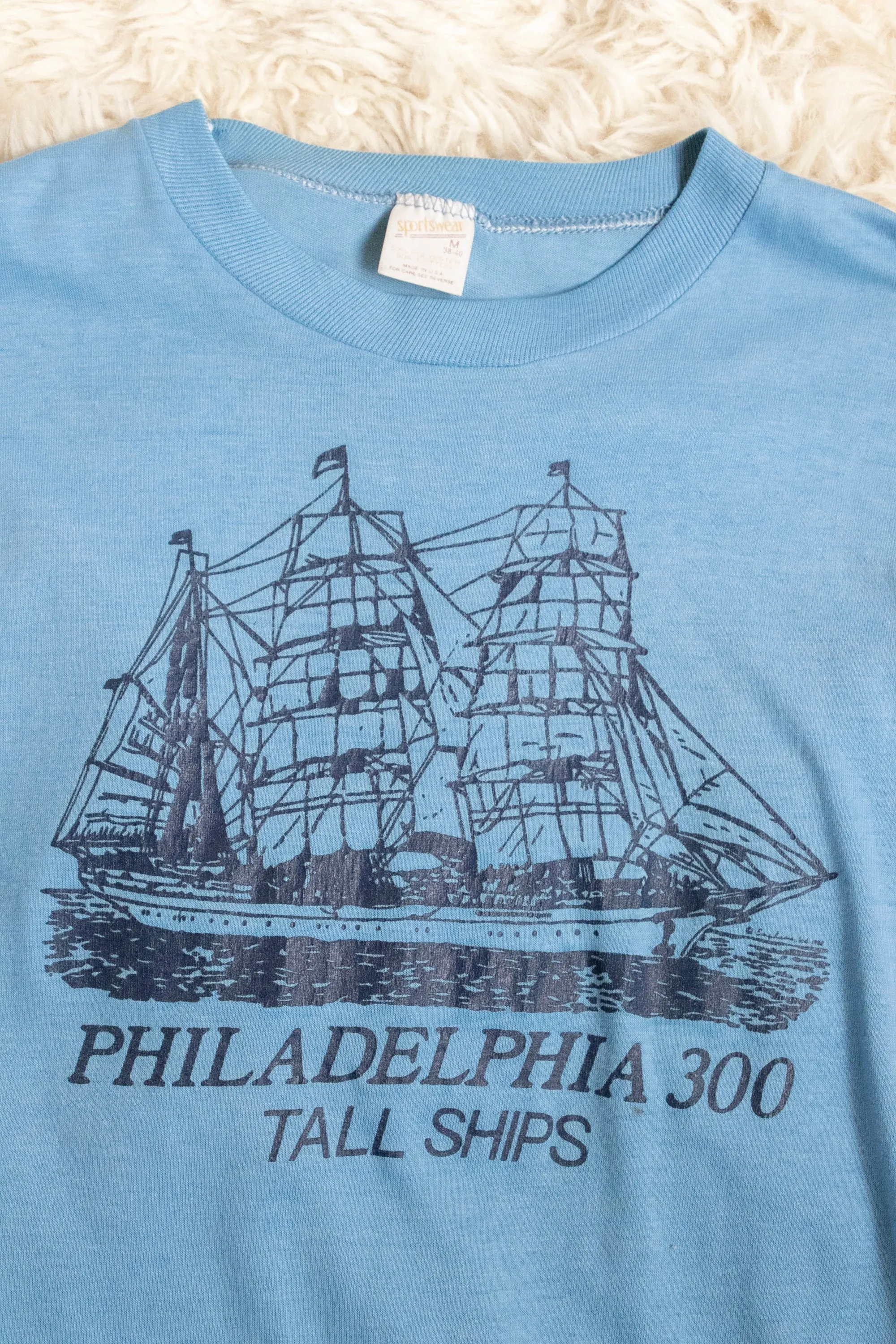 1980s Tee Philadelphia Tall Ships T-Shirt M/S