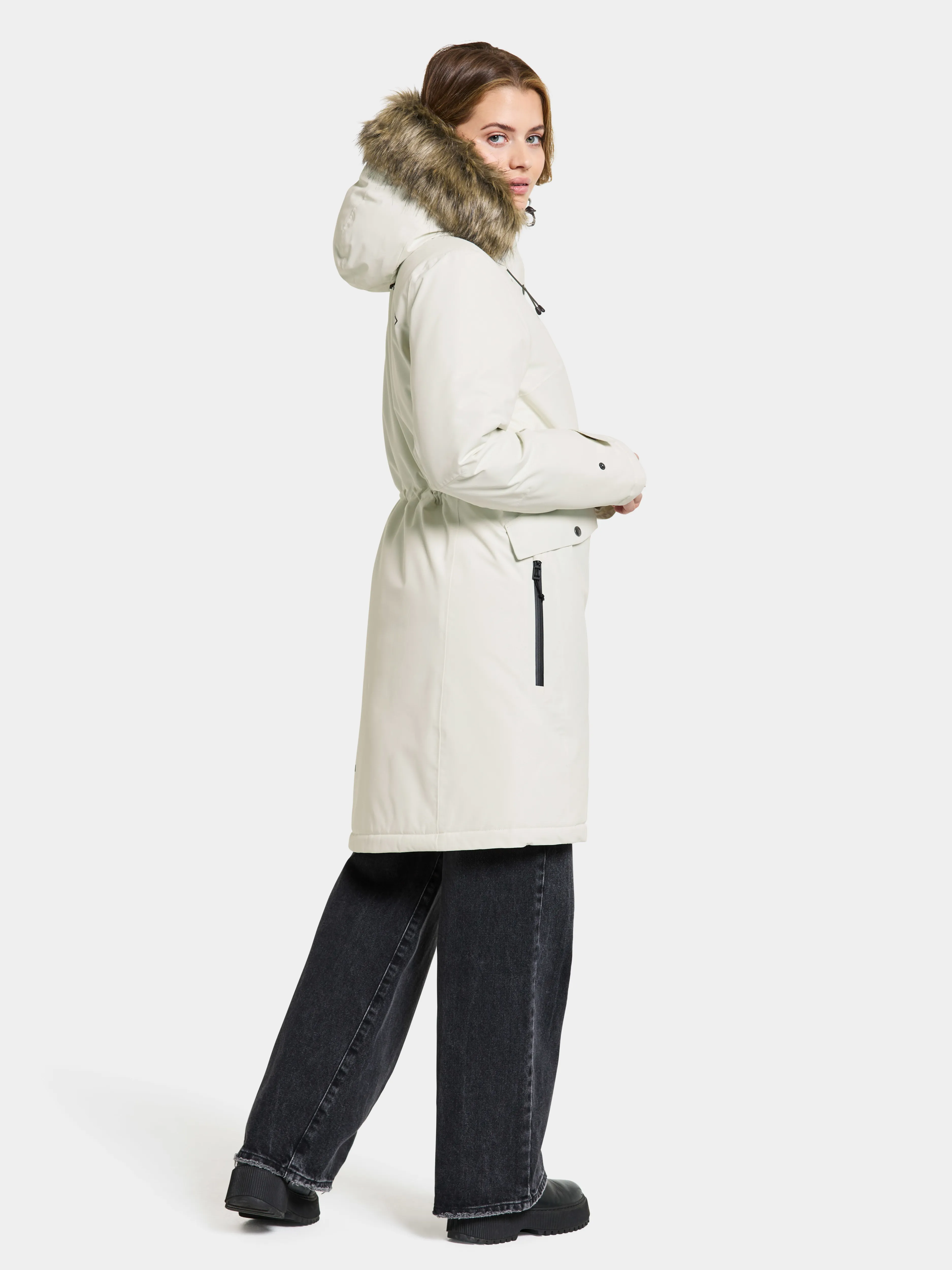 Didriksons Women&#x27;s Erika Parka 3 White Foam | Buy Didriksons Women&#x27;s Erika Parka 3 White Foam here | Outnorth