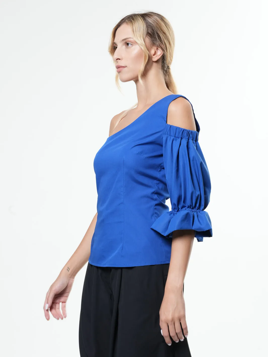 Extravagant One Sleeve Top In Blue