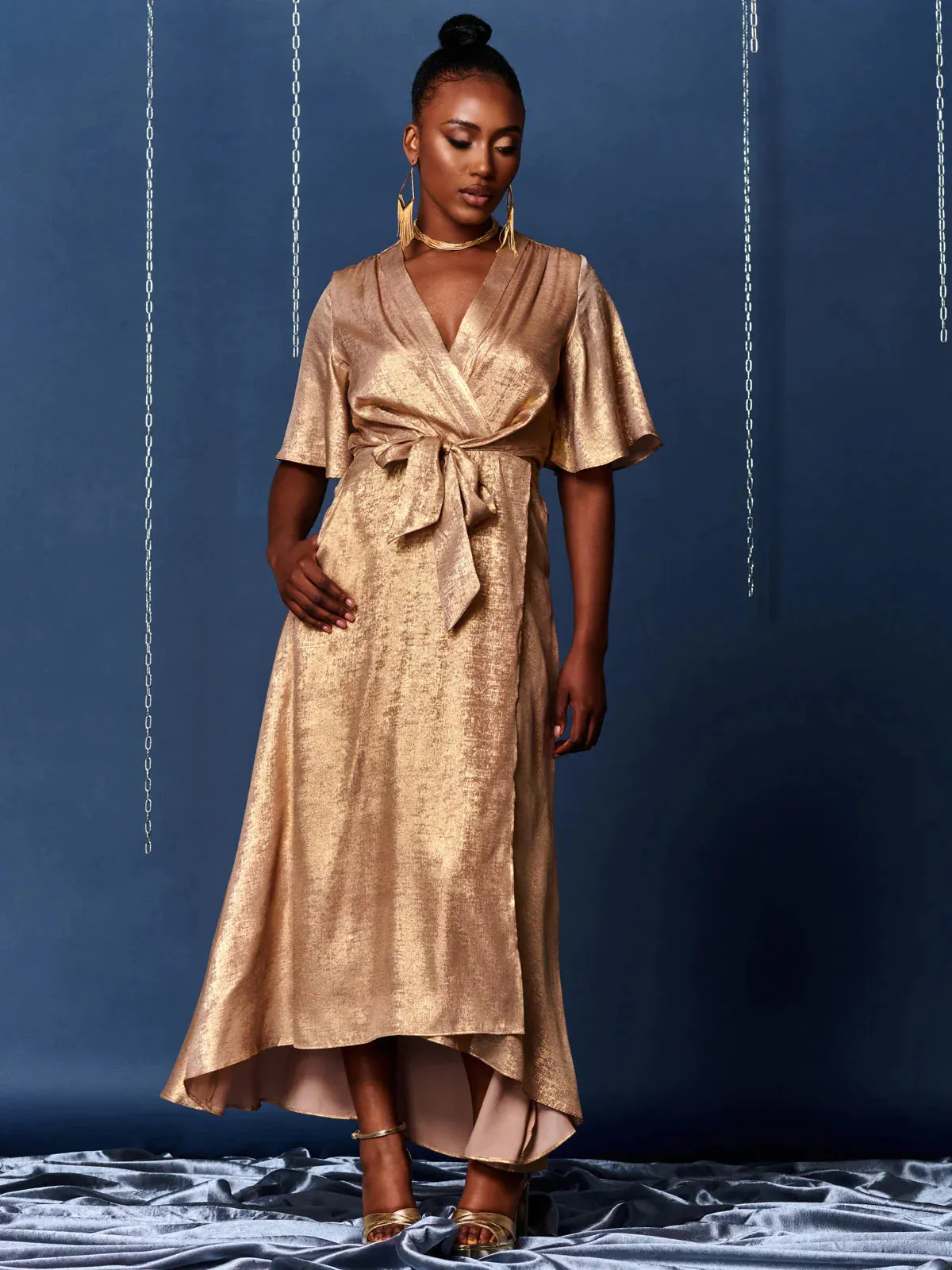 METALLIC EFFECT WRAP MAXI DRESS (GOLD) CURVE