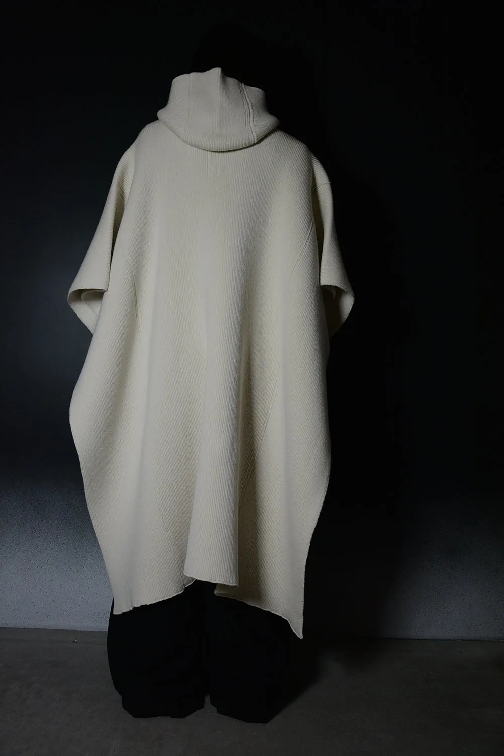 SL HOODED PONCHO